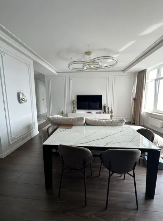 Квартира на Каманина ул.