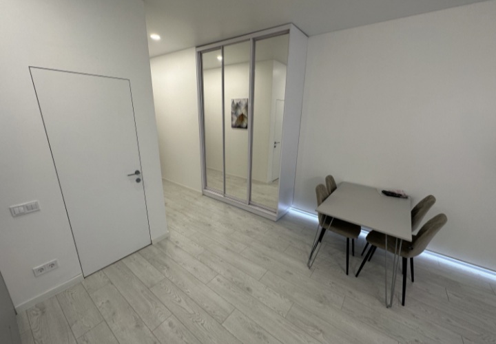 Квартира в Морехiдном пер.