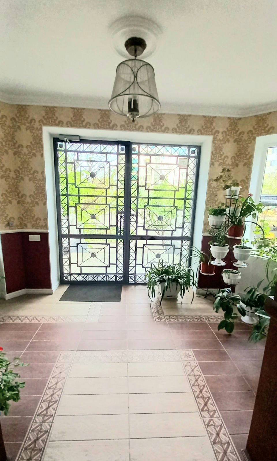 У продажу 3-х кім квартира в ЖК Зелений мис з дорогим продажем ремонтом та меблями