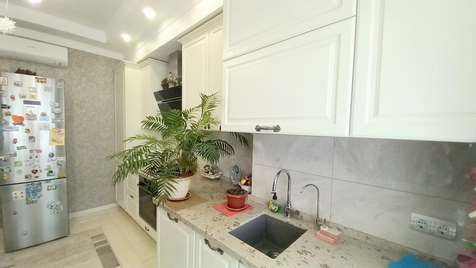 У продажу 3-х кім квартира в ЖК Зелений мис з дорогим продажем ремонтом та меблями