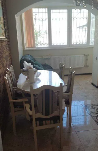 Квартира на Шота Руставелі вул.