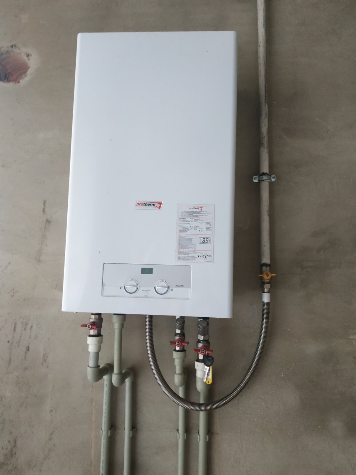 Двохрівнева квартира на Зоопарковій