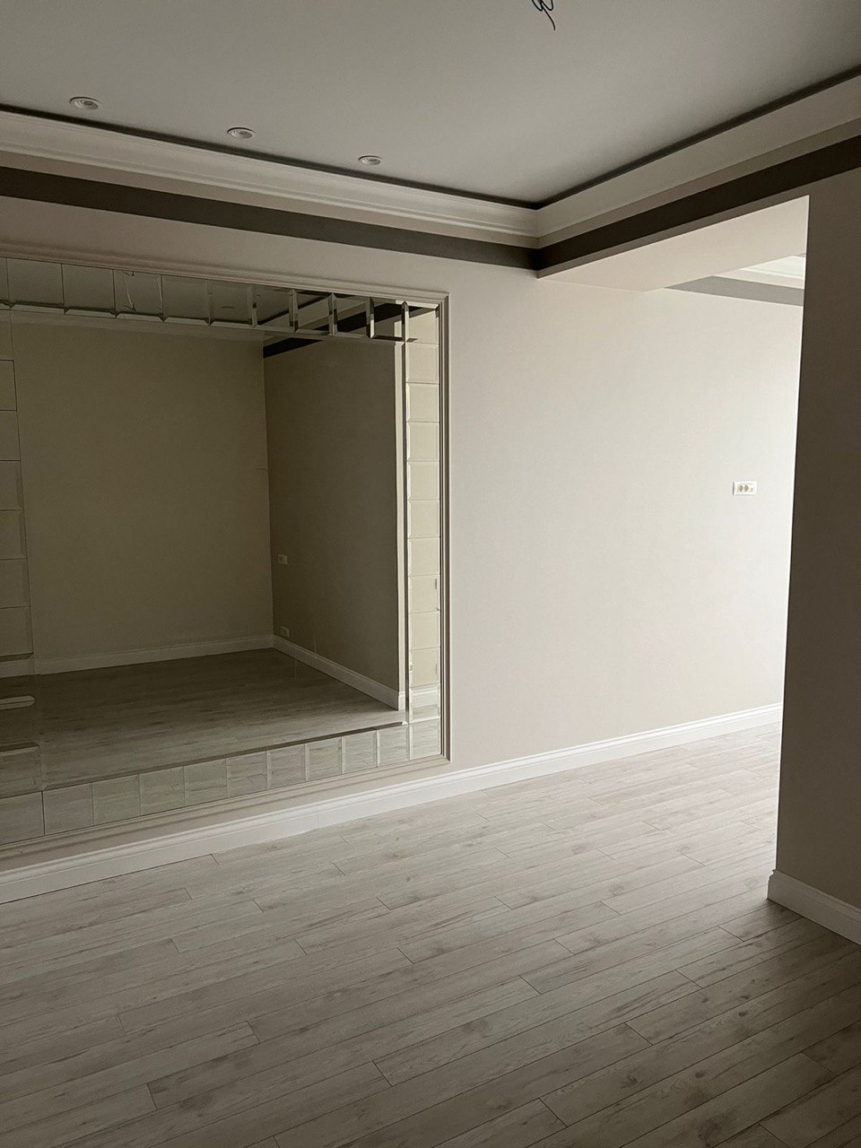 Квартира на Французский Бульвар ул.