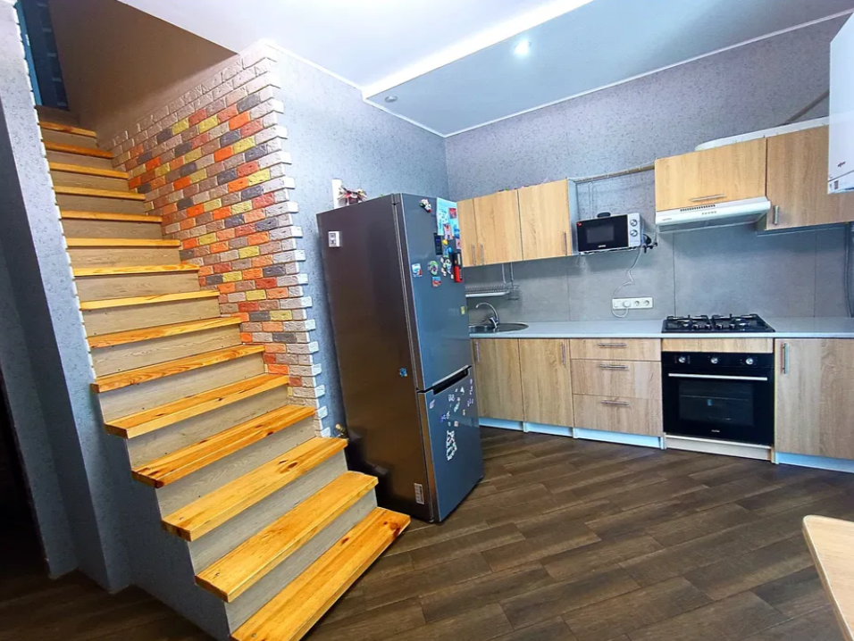 Квартира на Коминтерна ул.