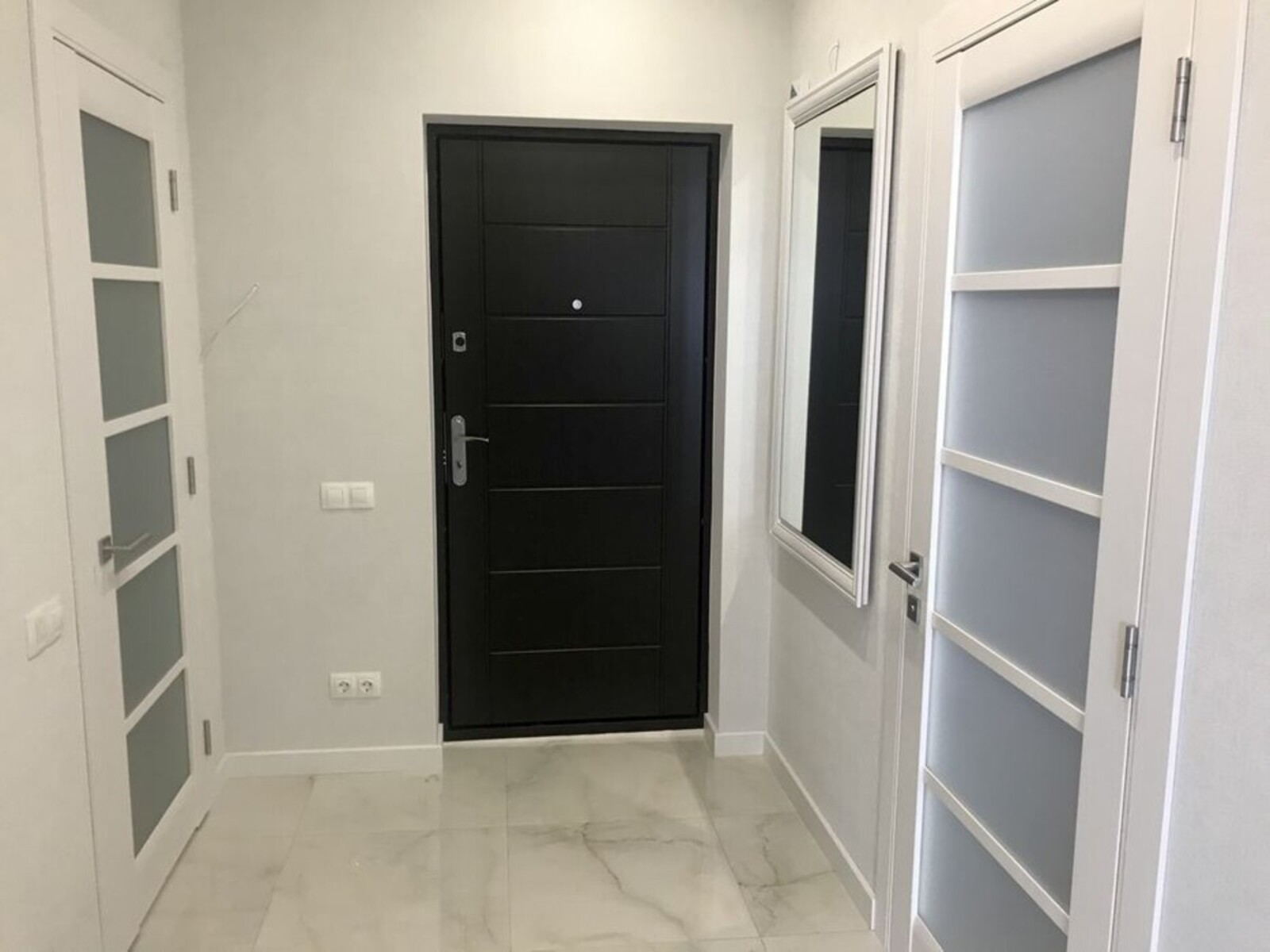 Квартирам на Жаботинського вул.