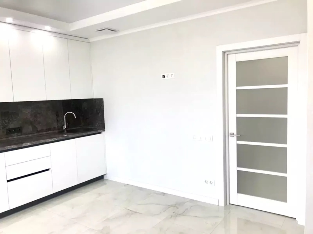 Квартирам на Жаботинського вул.