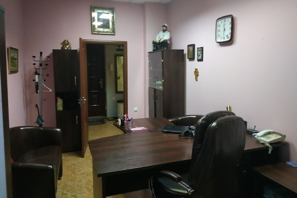 Однокімнатна квартира на Зоопарковій