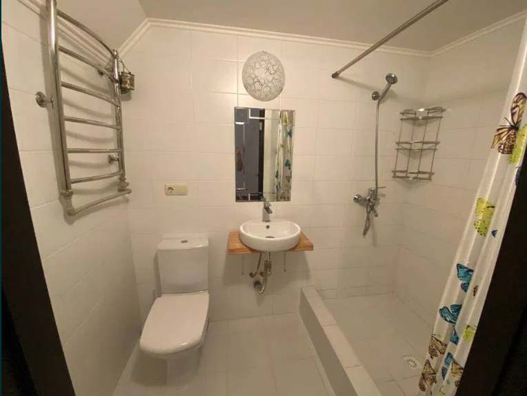 2х рівнева квартира на Дегтярній вул.