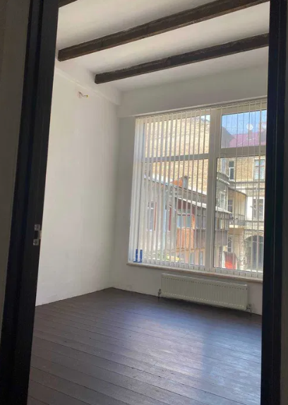 2х рівнева квартира на Дегтярній вул.