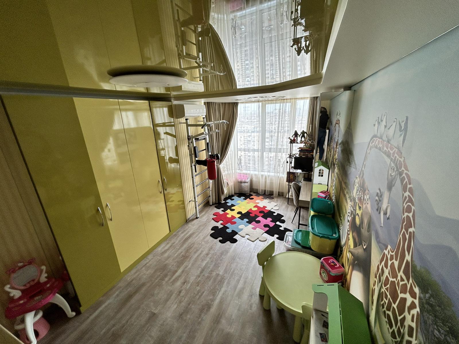 квартира на пр Глушко ул.