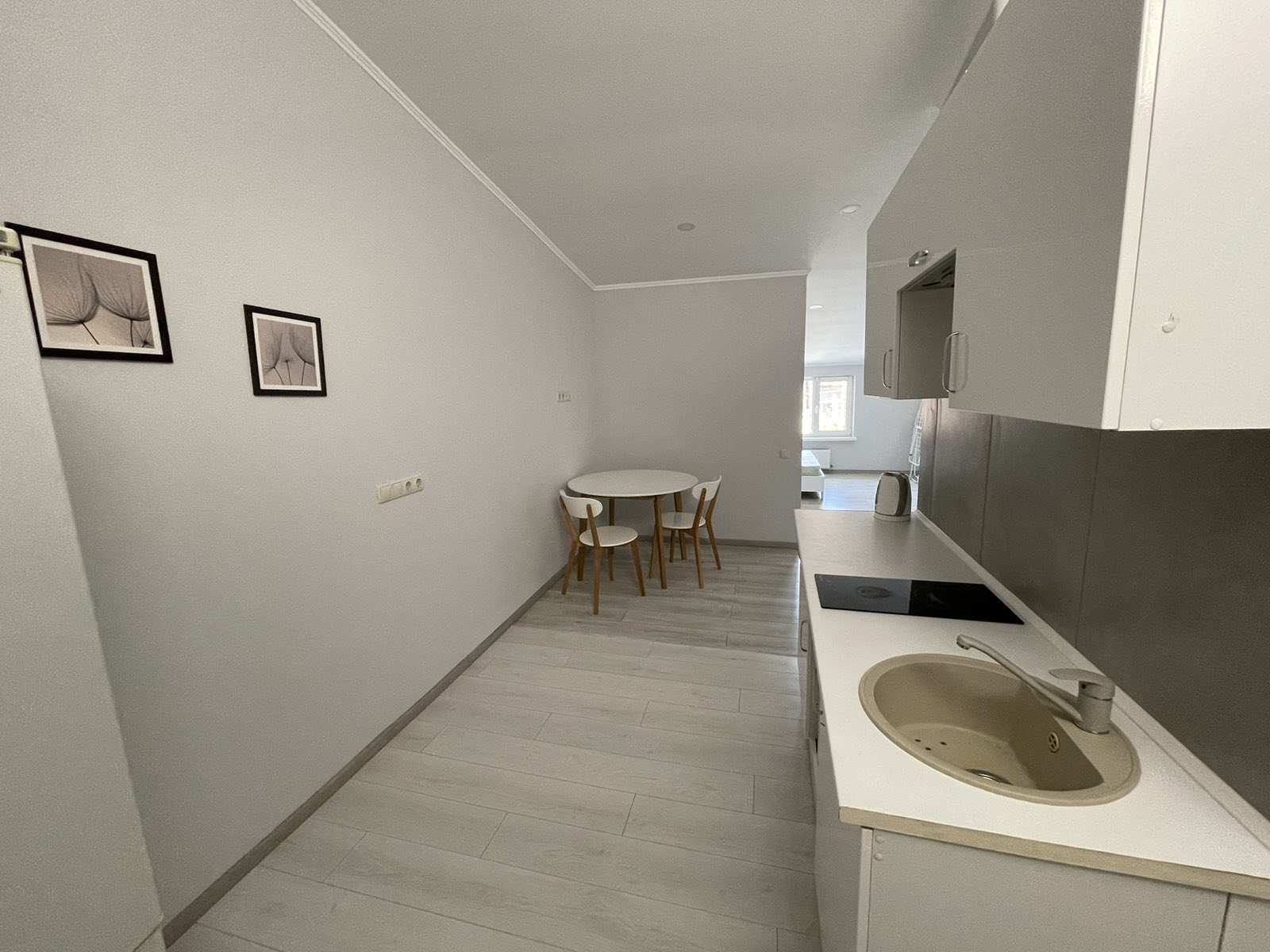 Студійна квартира на Грецькій вул.