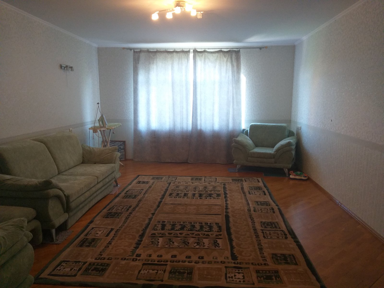 Чотирьох кімнатна квартира на Говорова