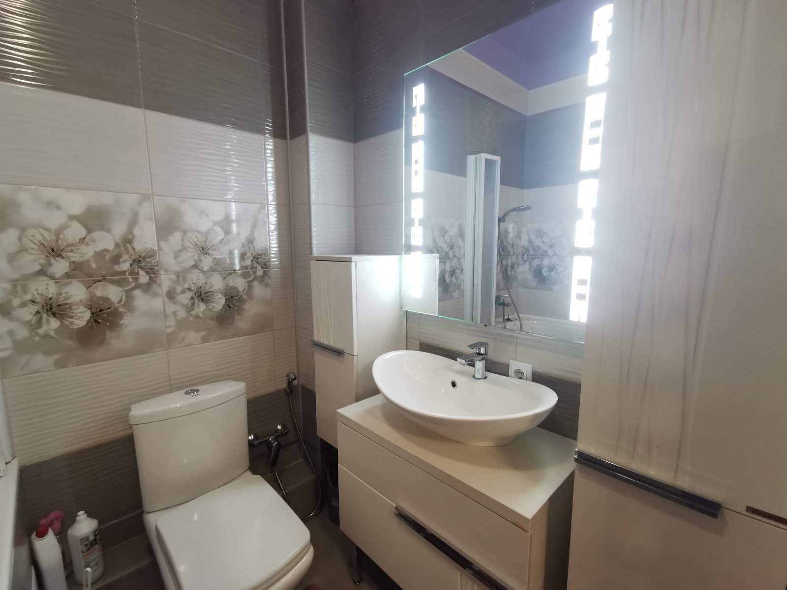 Квартира на Небесної Сотні вул.