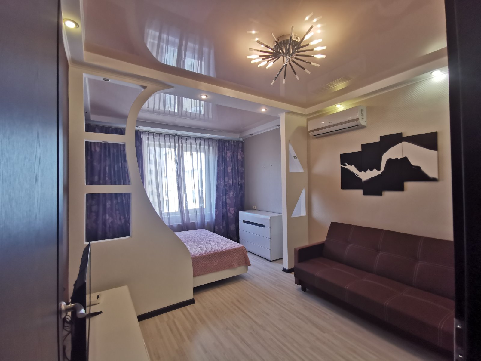 Квартира на Небесної Сотні вул.