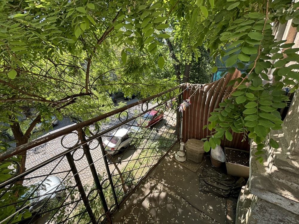 Квартира на Нежинская вул.