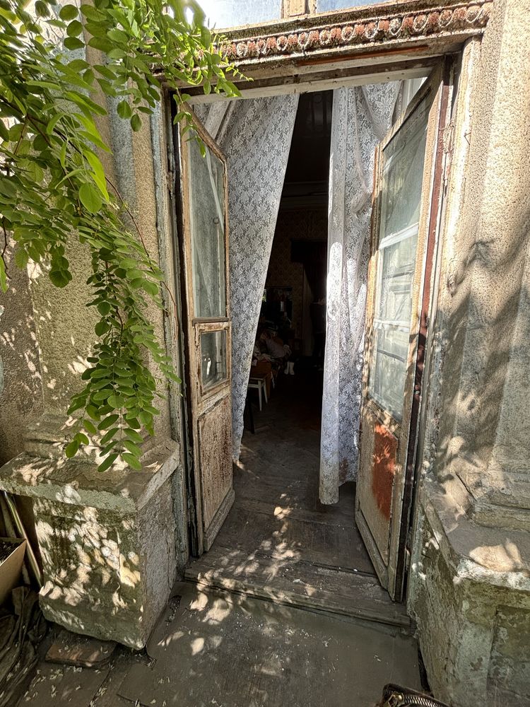 Квартира на Нежинская вул.