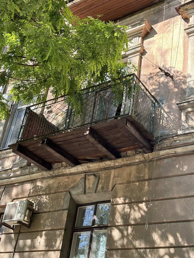 Квартира на Нежинская вул.