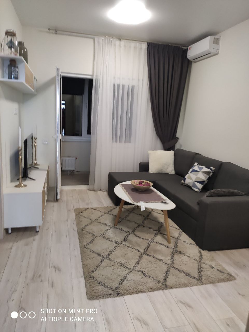 Продам квартиру на вул. Спрейса