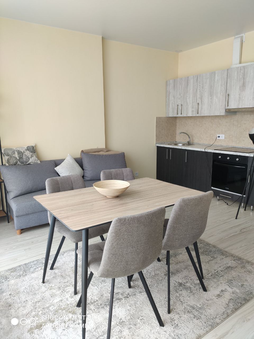 Продам квартиру на вул. Спрейса