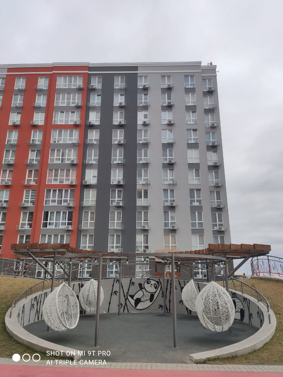 Продам квартиру на вул. Спрейса