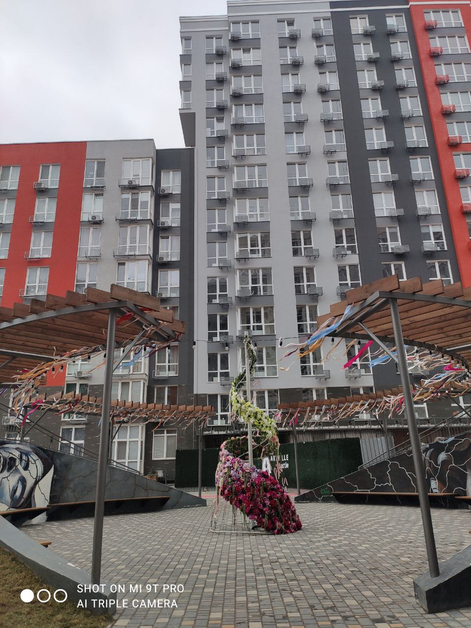 Продам квартиру на вул. Спрейса