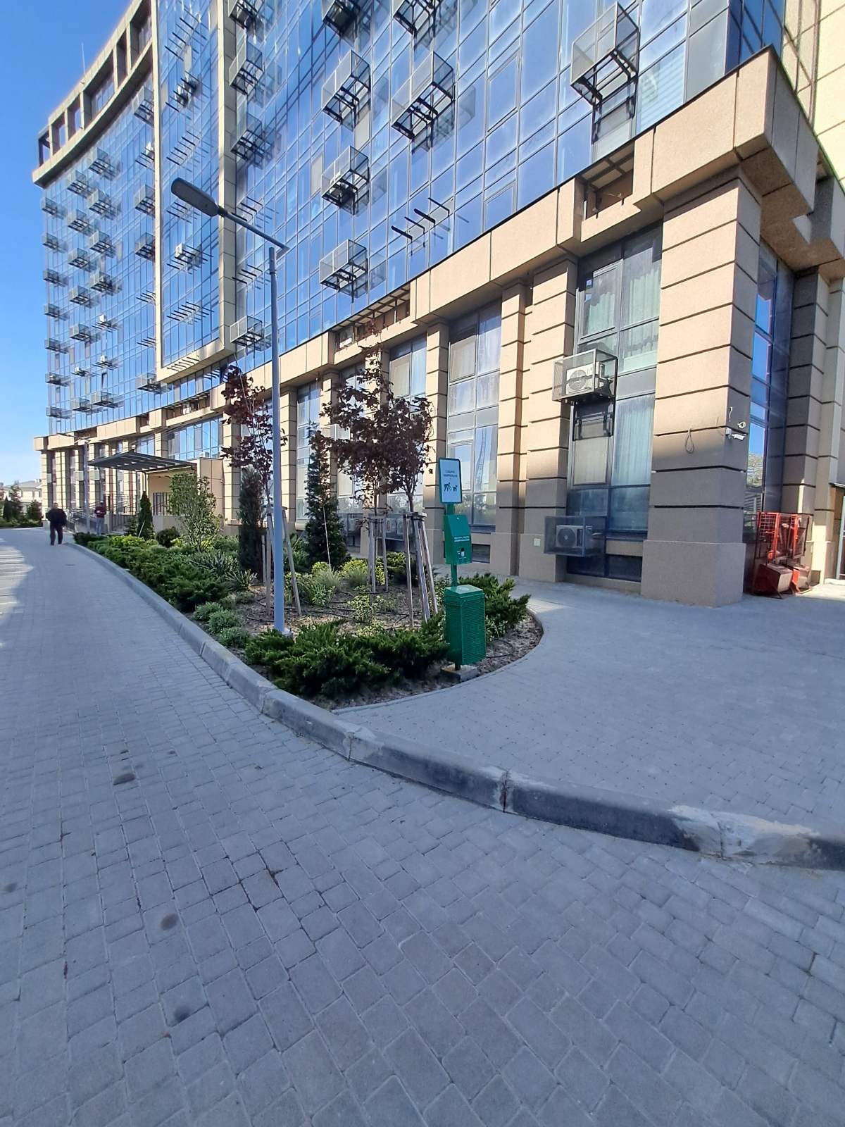 Продам 2 кімнатну квартиру на Дружби Народів вул.