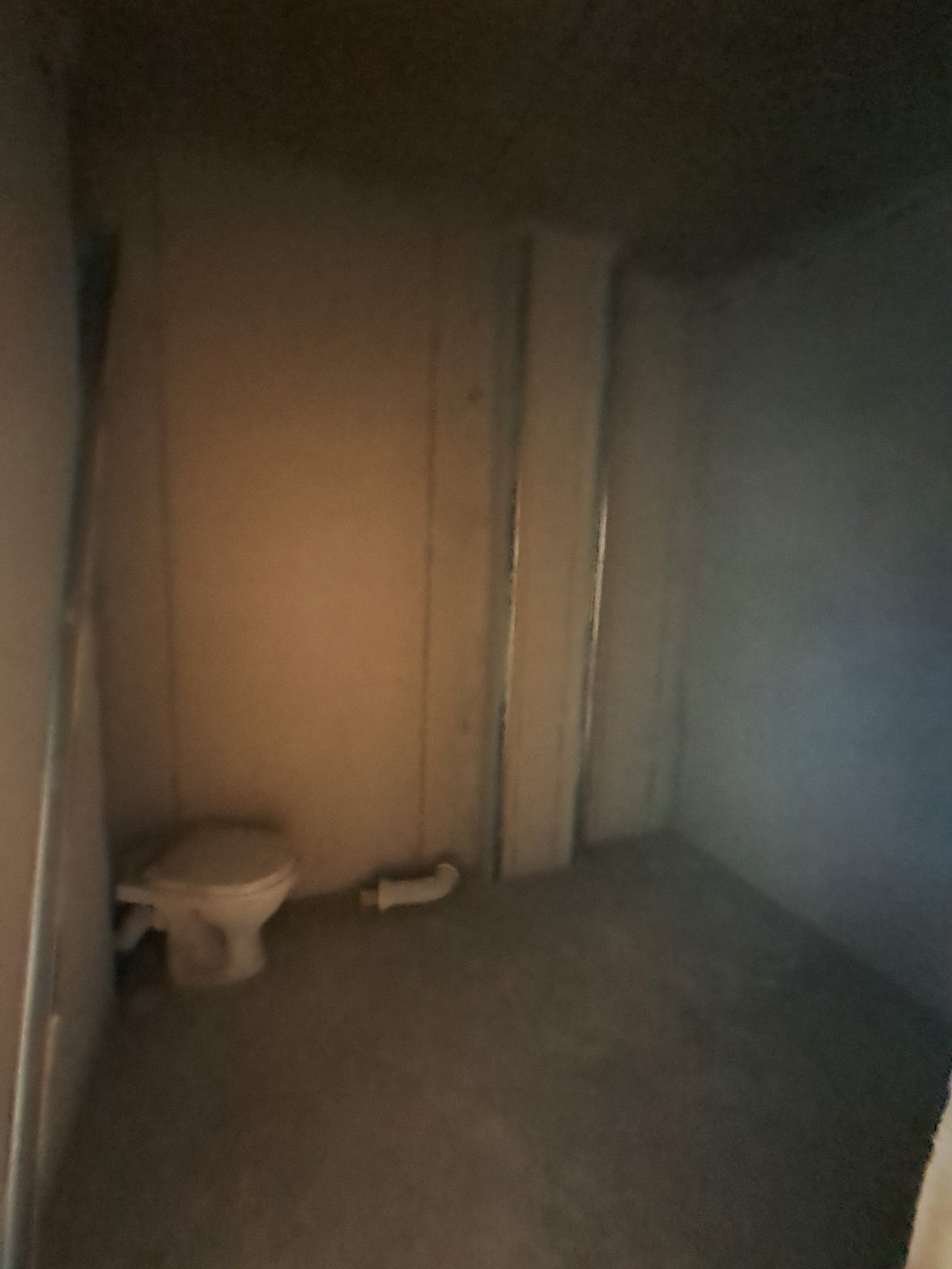 Продам 2 кімнатну квартиру на Дружби Народів вул.