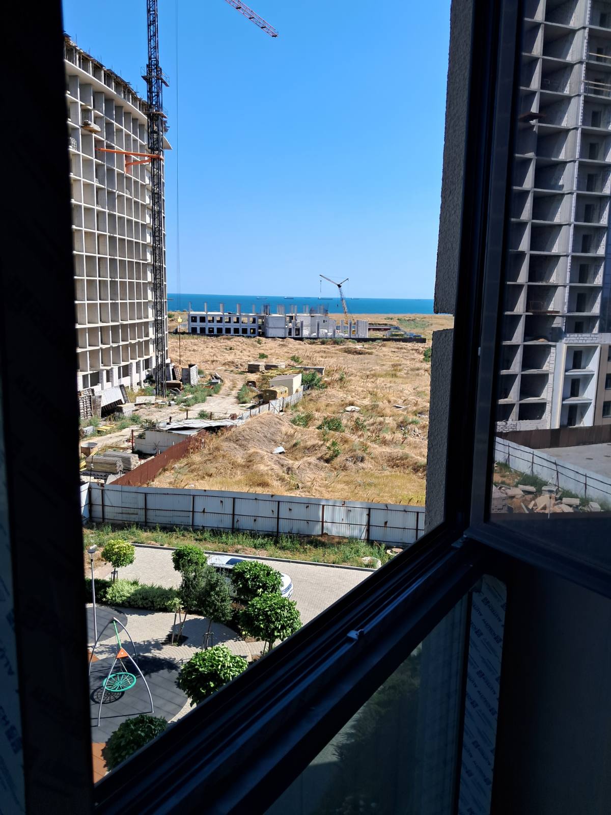 Продам 2 кімнатну квартиру на Дружби Народів вул.