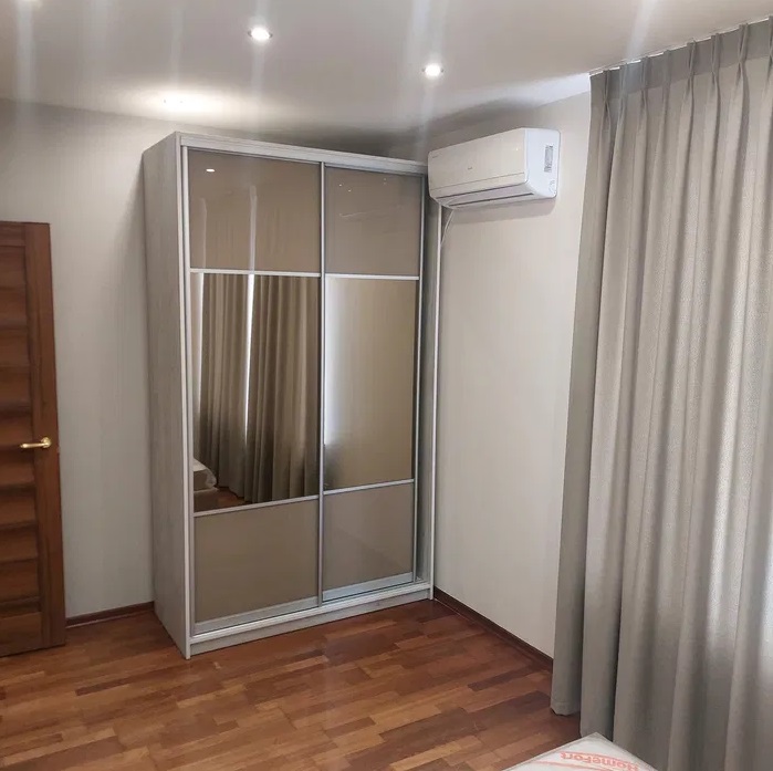 Квартира на  Бочарова Генерала ул.