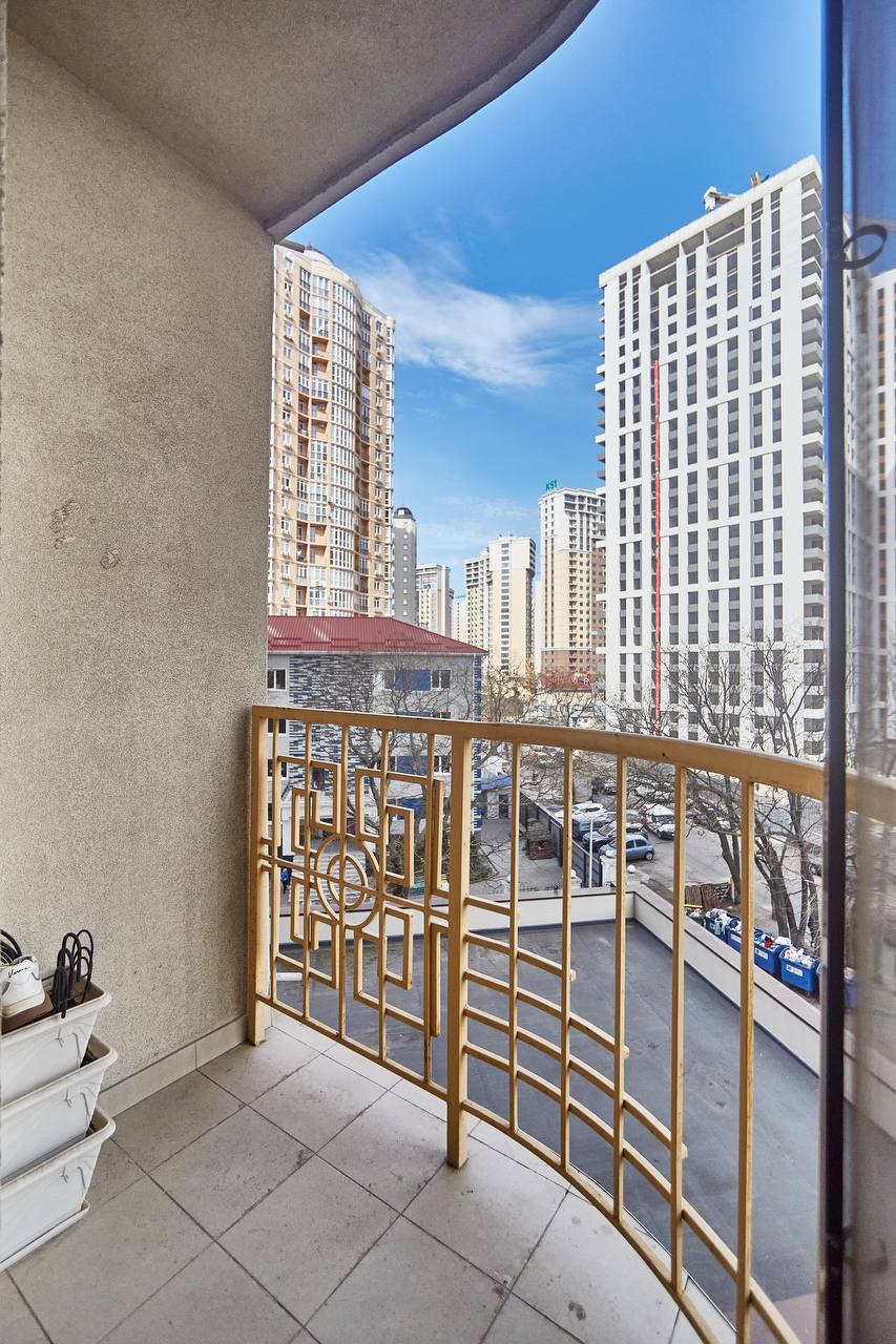 Квартира на Аркадійське плато (Гагаринське плато)