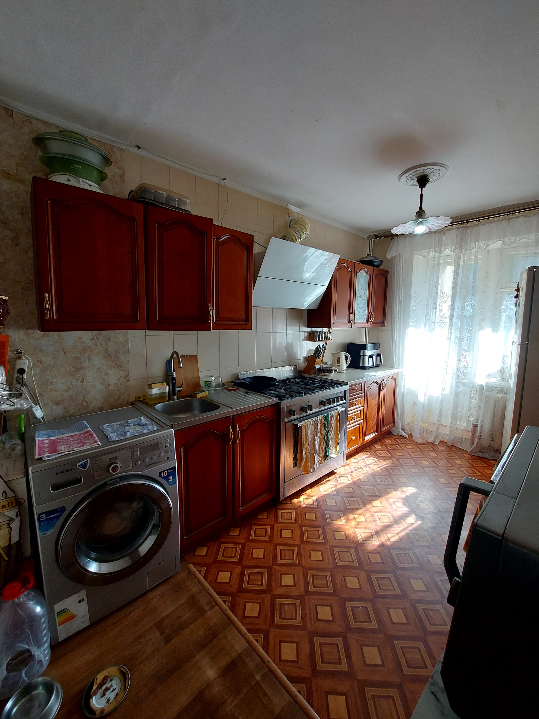 Квартира на Добровольського просп.