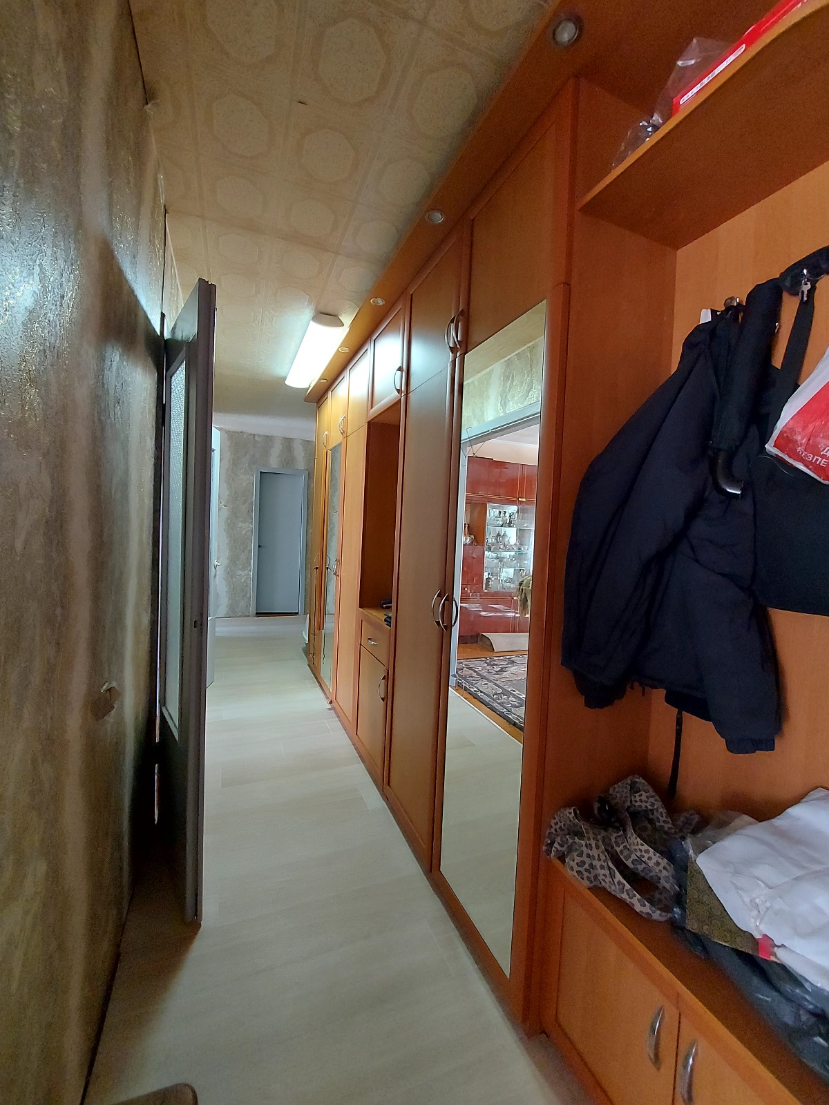 Квартира на Добровольського просп.