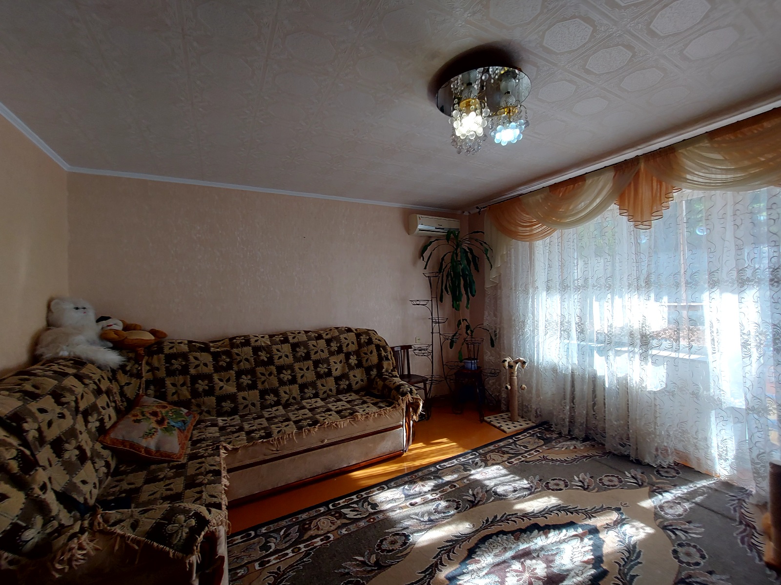 Квартира на Добровольського просп.