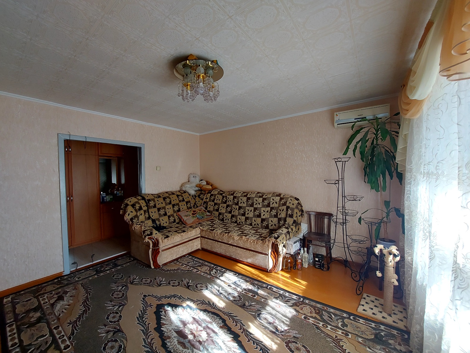 Квартира на Добровольського просп.