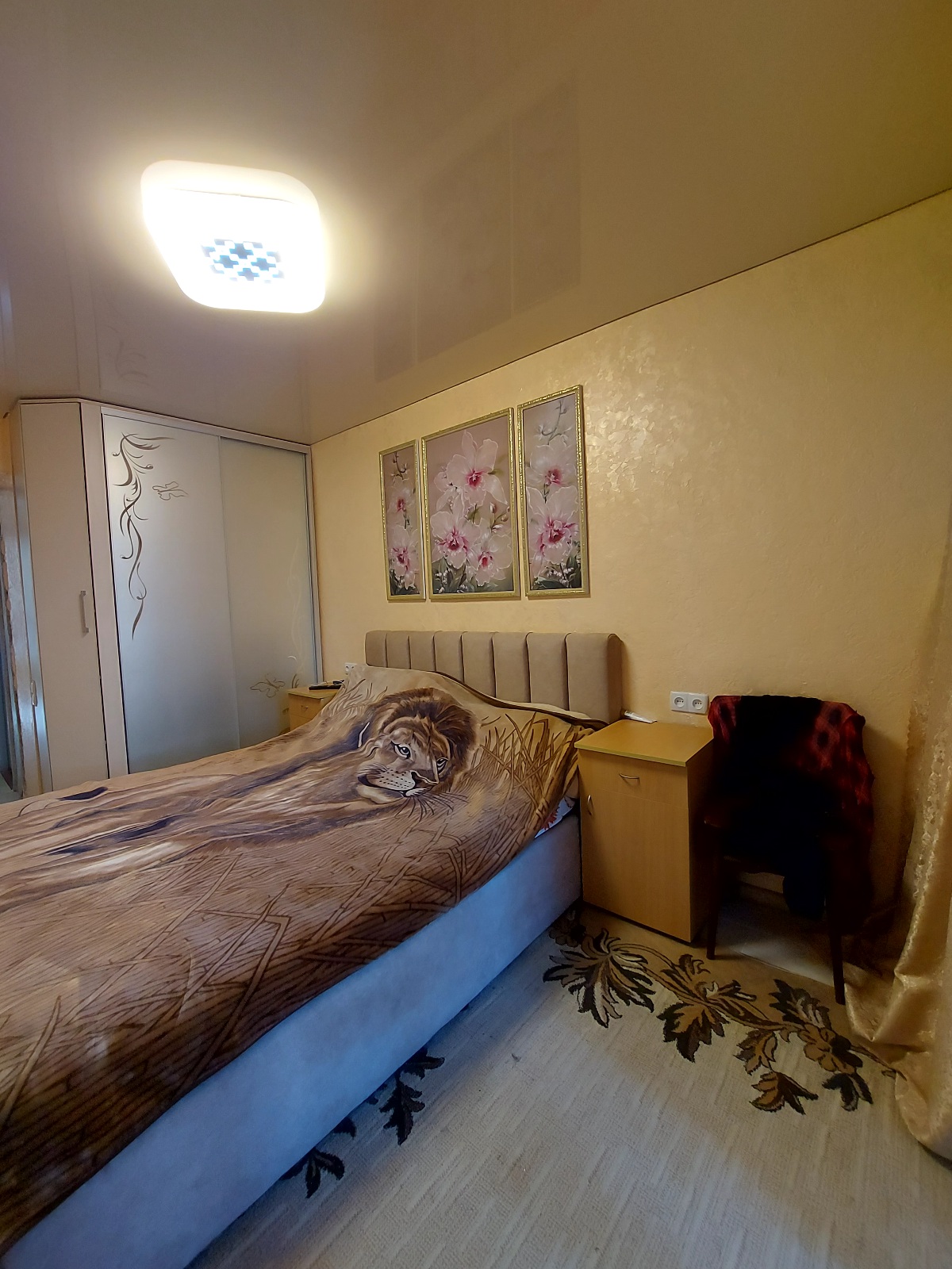 Квартира на Добровольського просп.