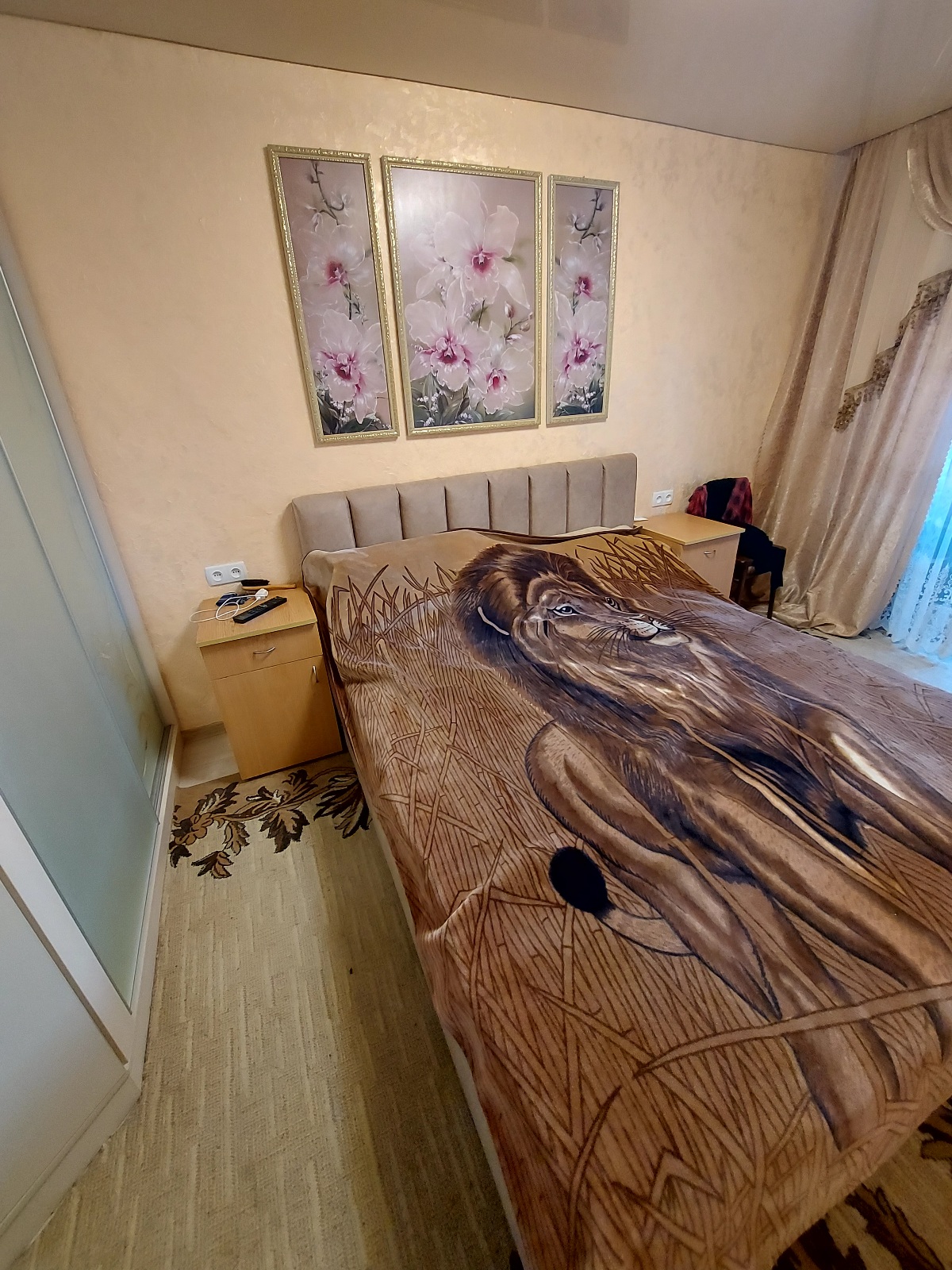 Квартира на Добровольського просп.