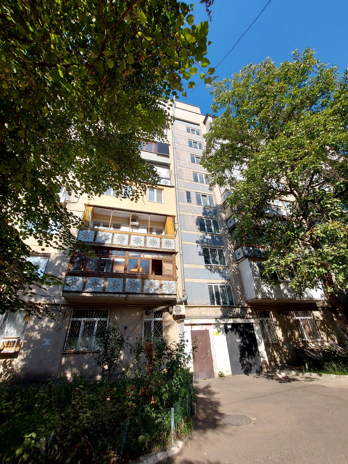 Квартира на Добровольського просп.