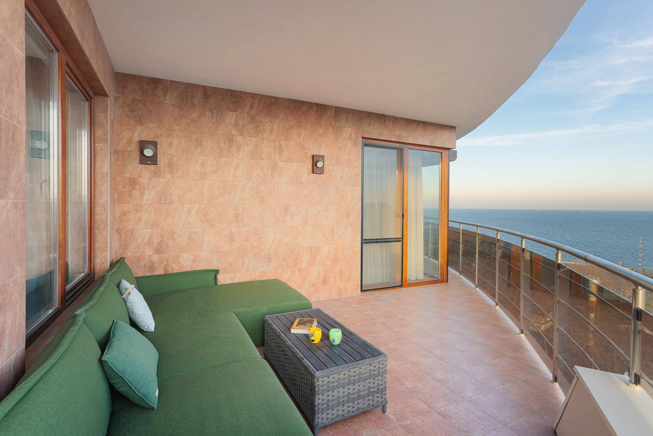 квартира с террасой пер. Инбер Веры