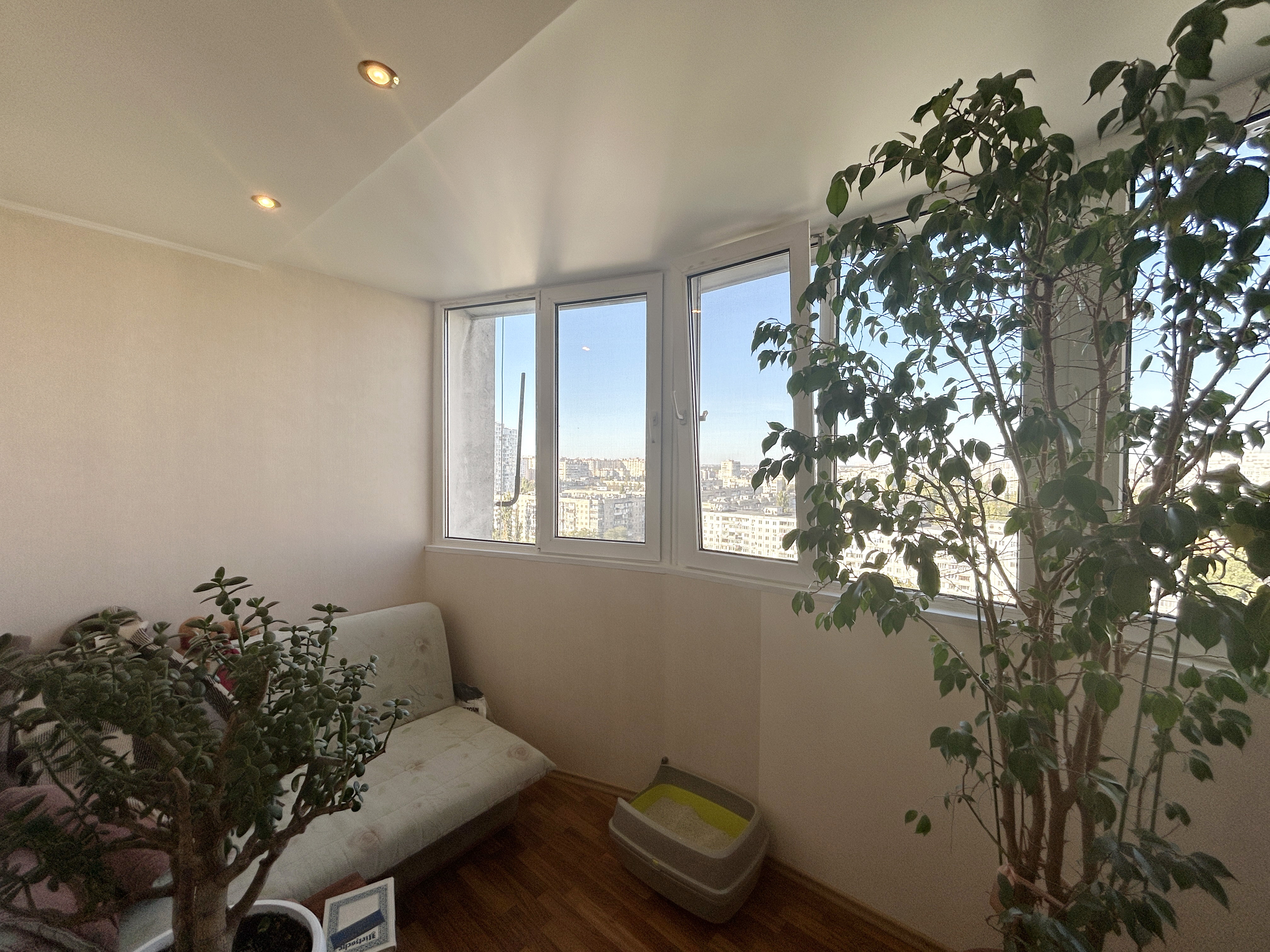 Квартира на Князя Я.Мудрого (Академіка Глушко) просп.