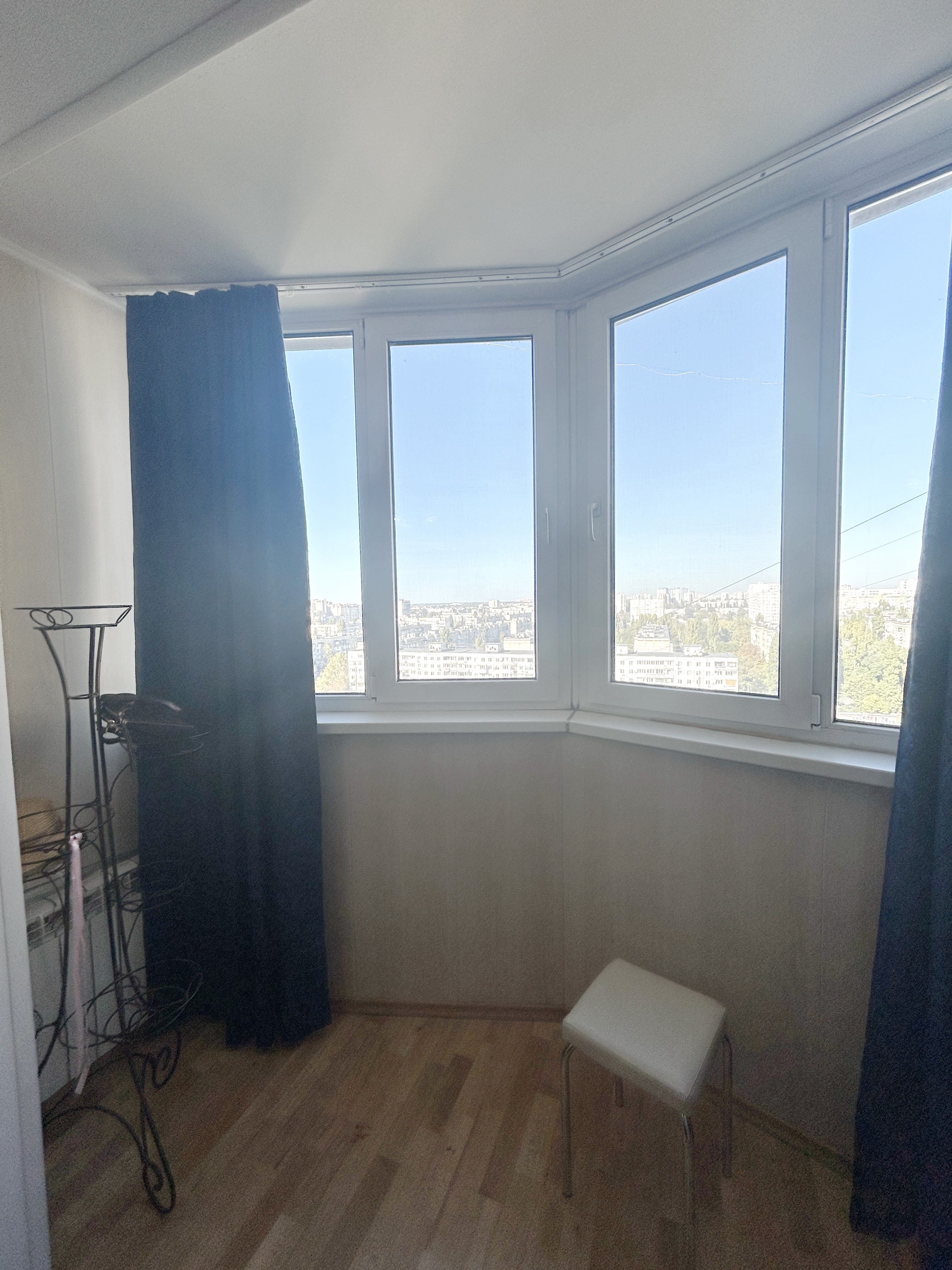 Квартира на Князя Я.Мудрого (Академіка Глушко) просп.