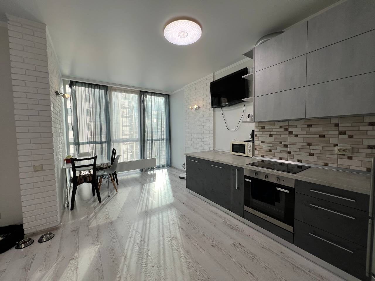 Квартира з ремонтом на Марсельській вул.