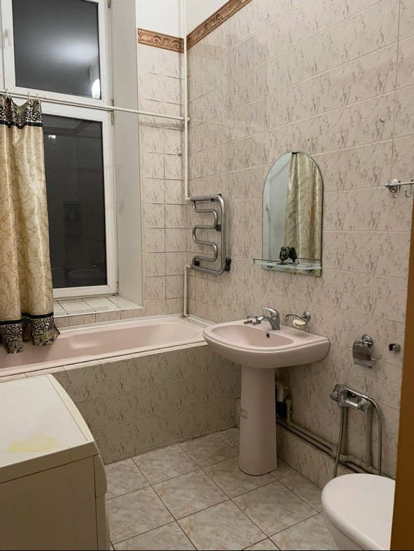 Продаємо 5-к квартиру на вул. Новосельського