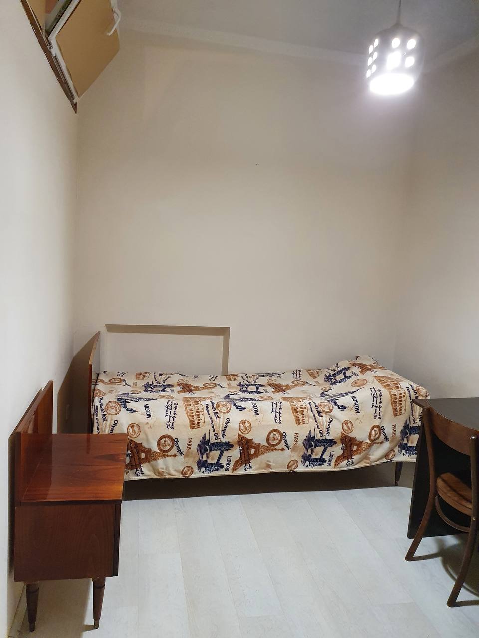 Квартира на Богдана Хмельницького вул.