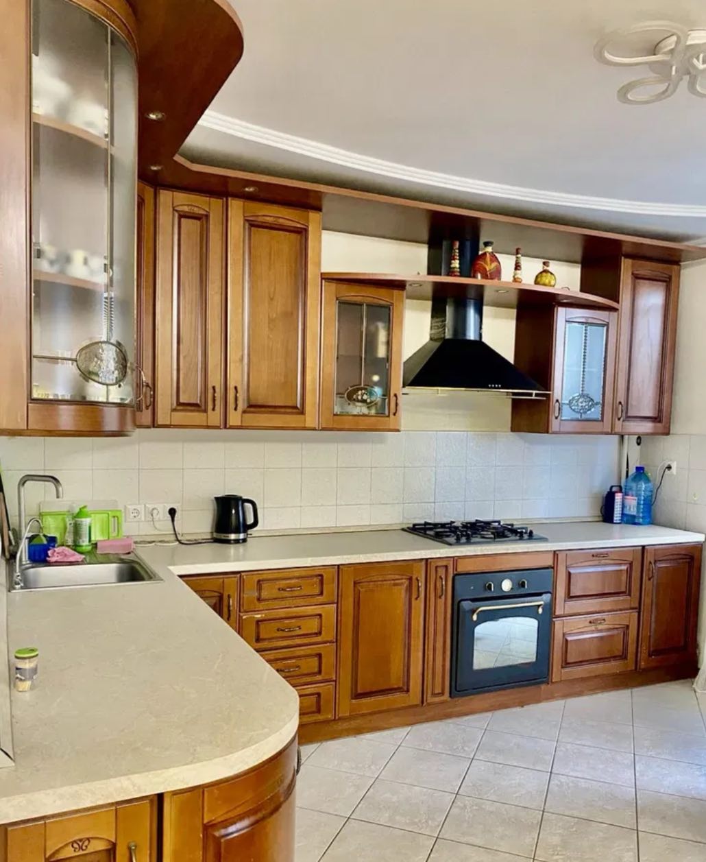 Квартира на Авдєєва-Чорноморського вул.