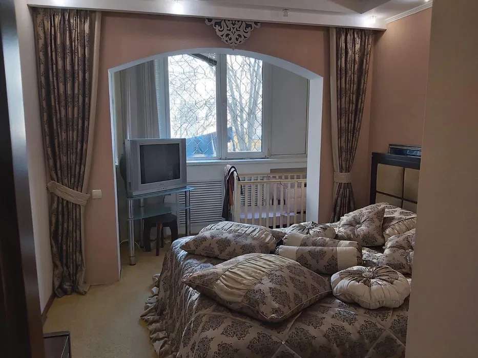 Квартира на Ак.Глушко ул.