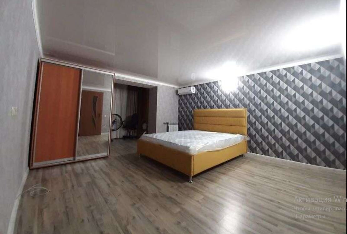 Квартира на Ак.Сахарова ул.