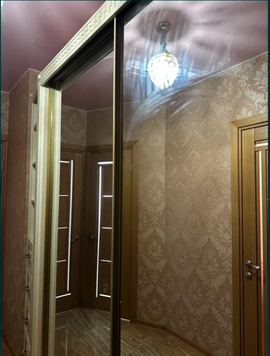 Квартира на Школьній вул