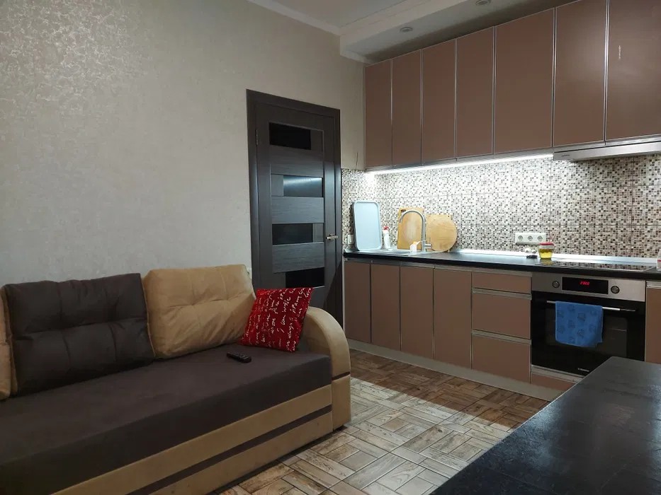 1 кімнатна квартира - ЖК Золоті стовпи