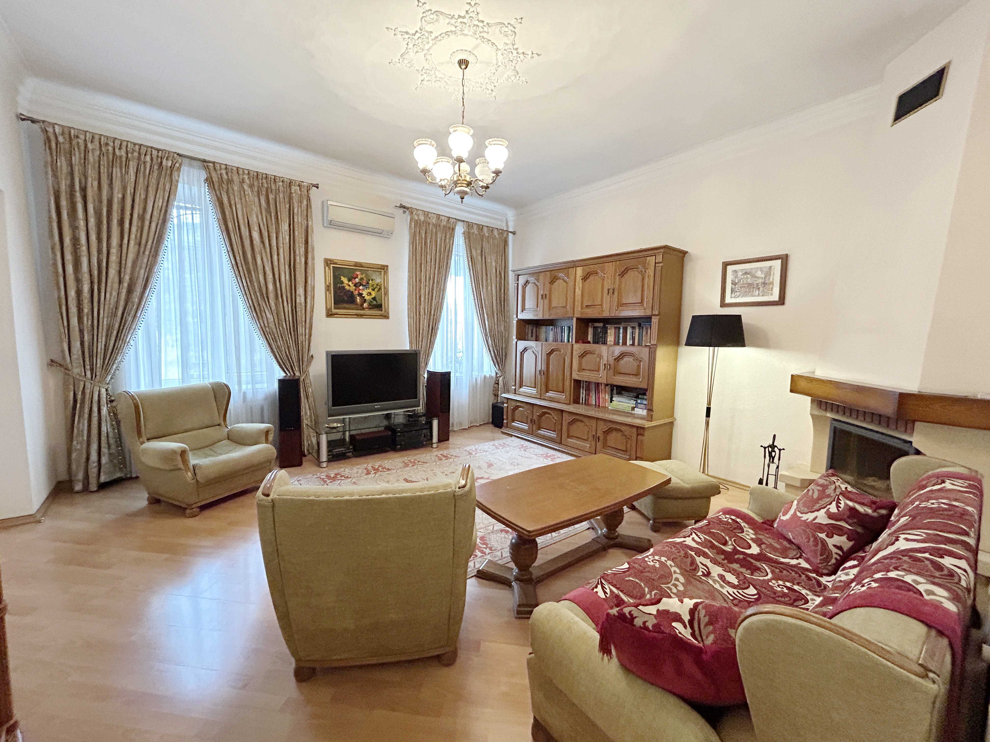 Квартира на Універсітетскій вул.