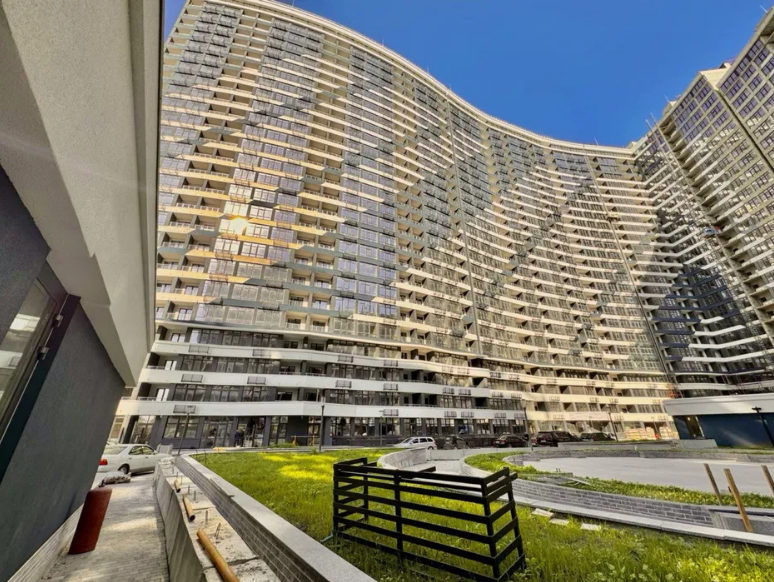 Продам квартиру на Курортний пер.